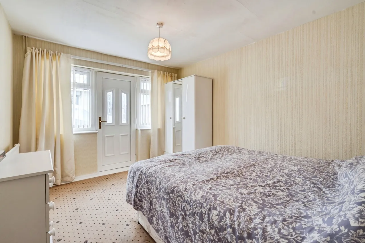 Louise Gardens, Westhoughton, BL5, photo 14