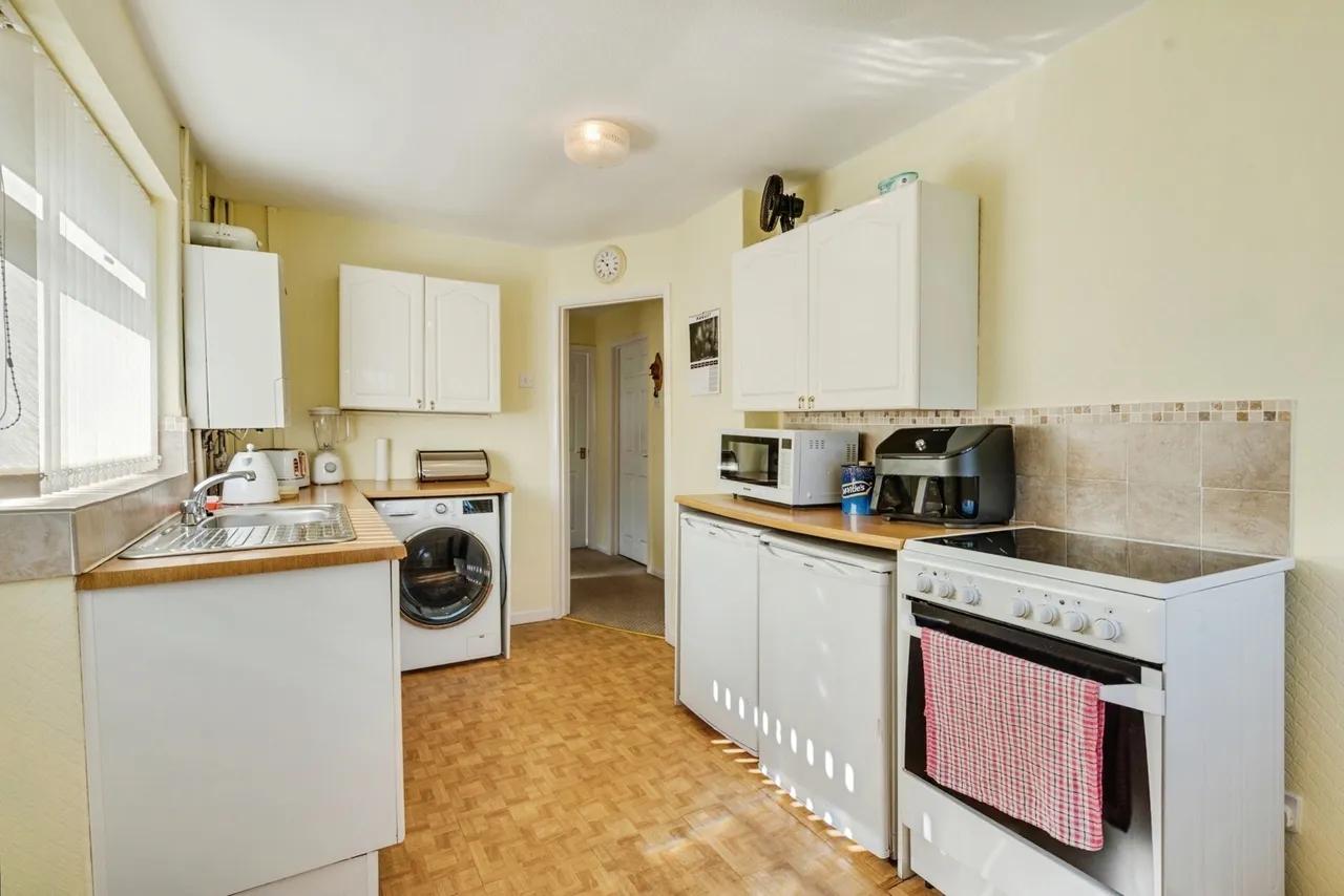 Louise Gardens, Westhoughton, BL5, photo 7