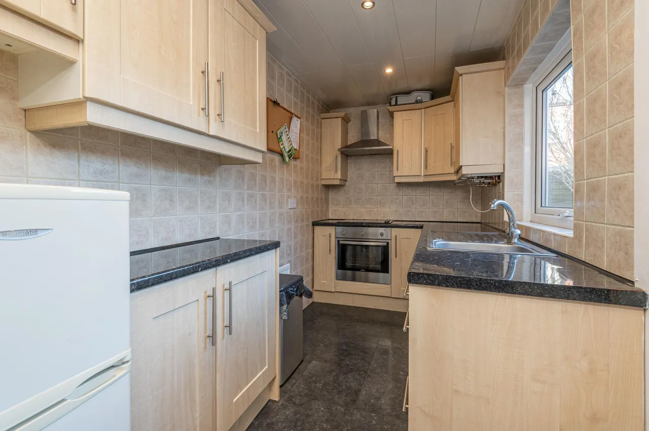 Chandos Place, Roundhay, LS8, photo 4