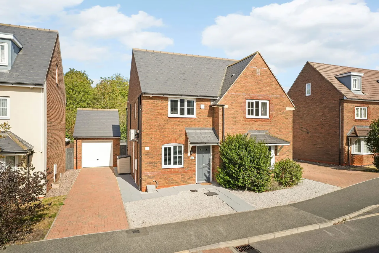 4 bed house for sale, Maritime Way, Brooklands, MK10