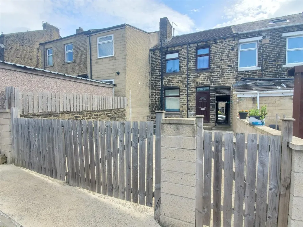 North Street, Lockwood, HD1, photo 12