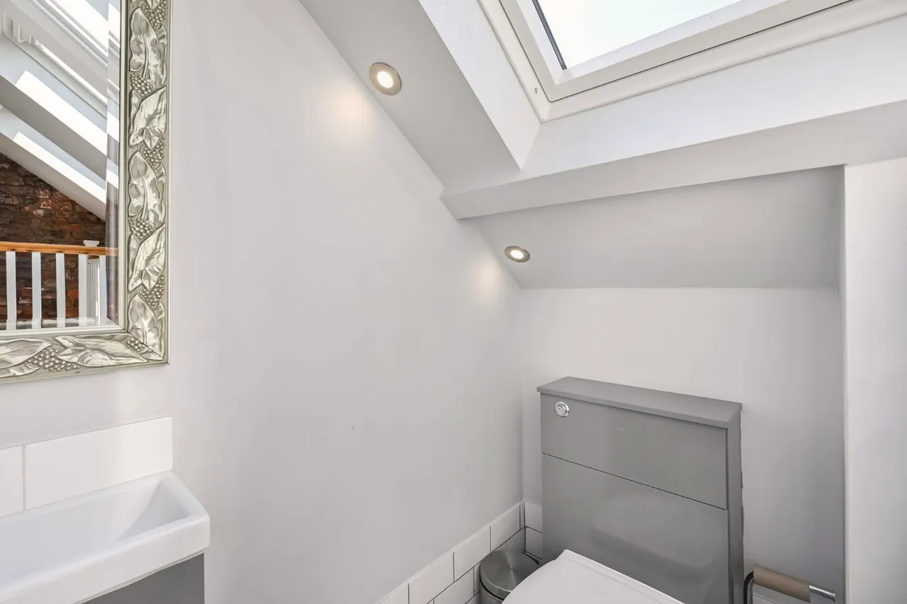 Bondgate, Selby, YO8, photo 13