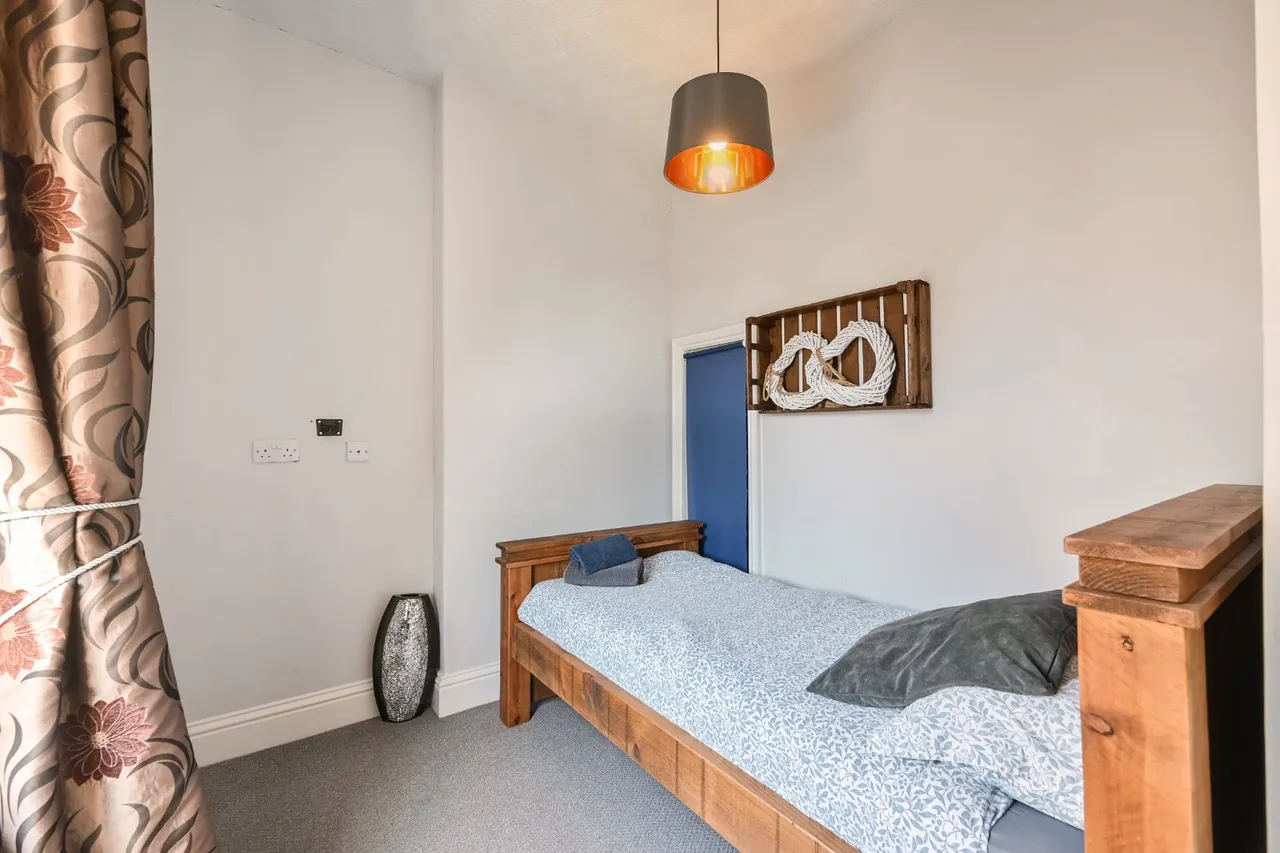 Bondgate, Selby, YO8, photo 10