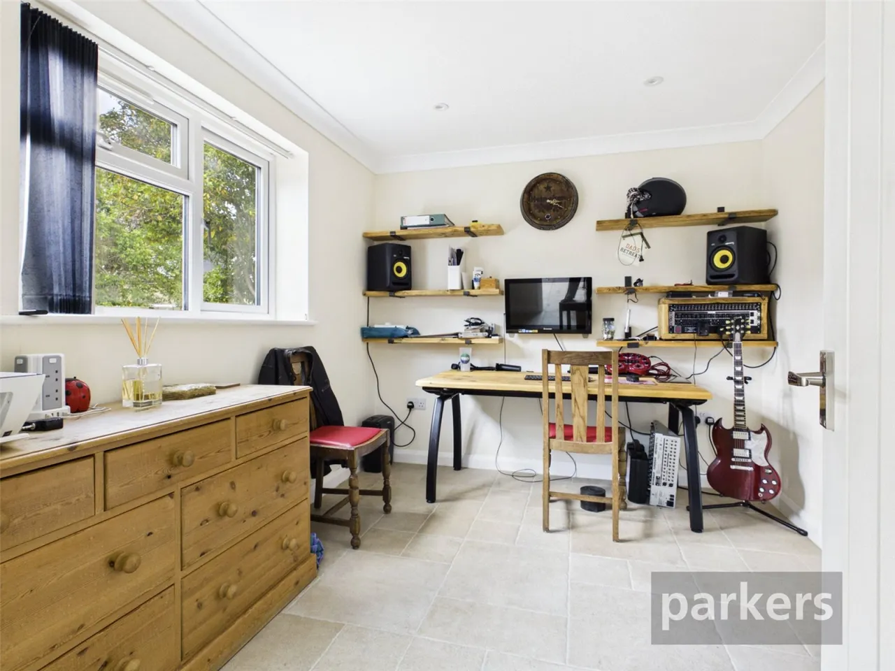 Court Close, Shipton Under Wychwood, OX7, photo 12