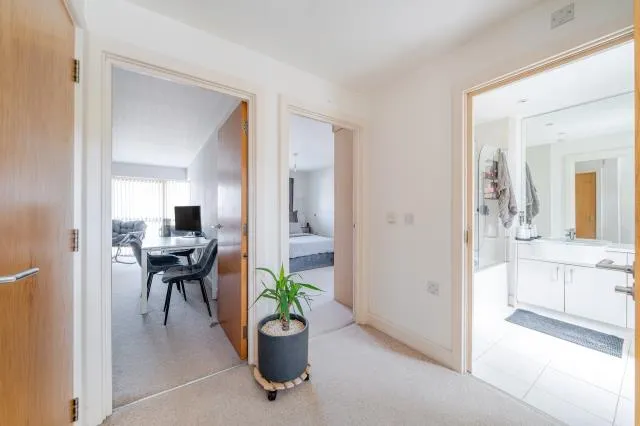 Dashwood Avenue, High Wycombe, HP12, photo 4