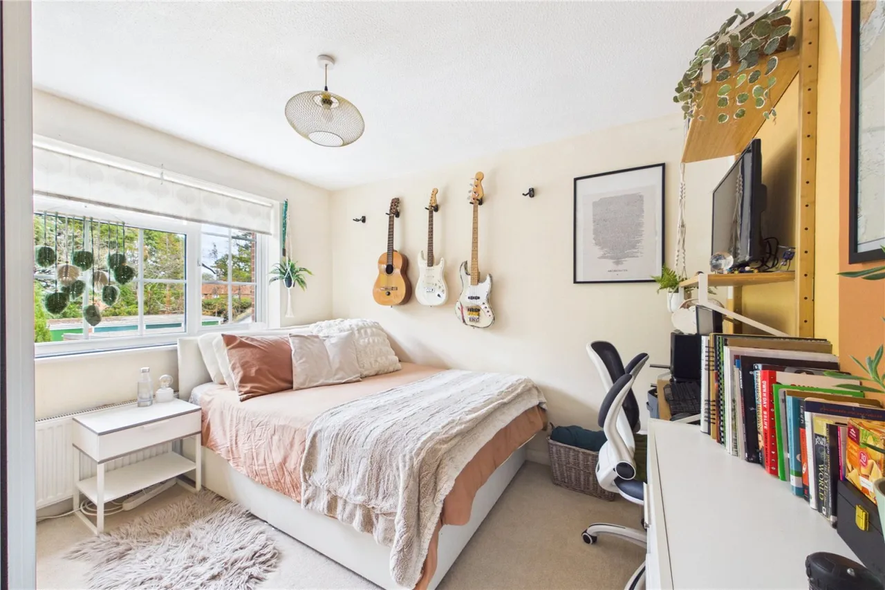 Wellington Court, Spencers Wood, RG7, photo 13