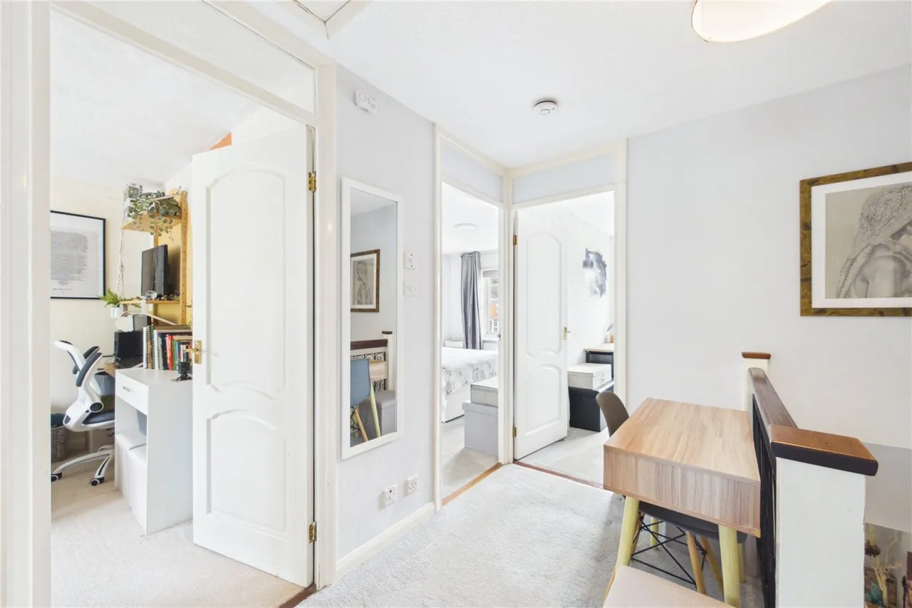 Wellington Court, Spencers Wood, RG7, photo 11
