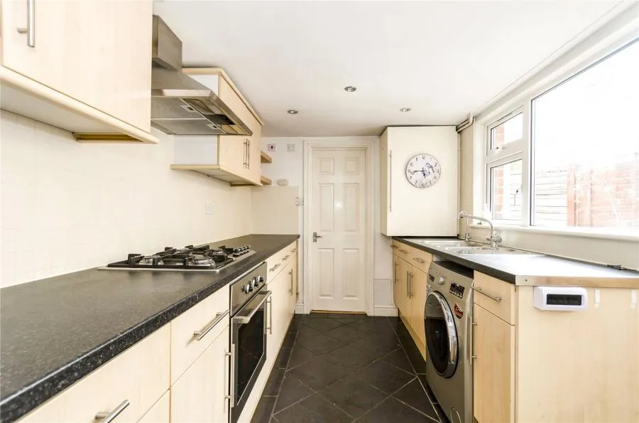 Bridge Road, Southampton, SO19, photo 3