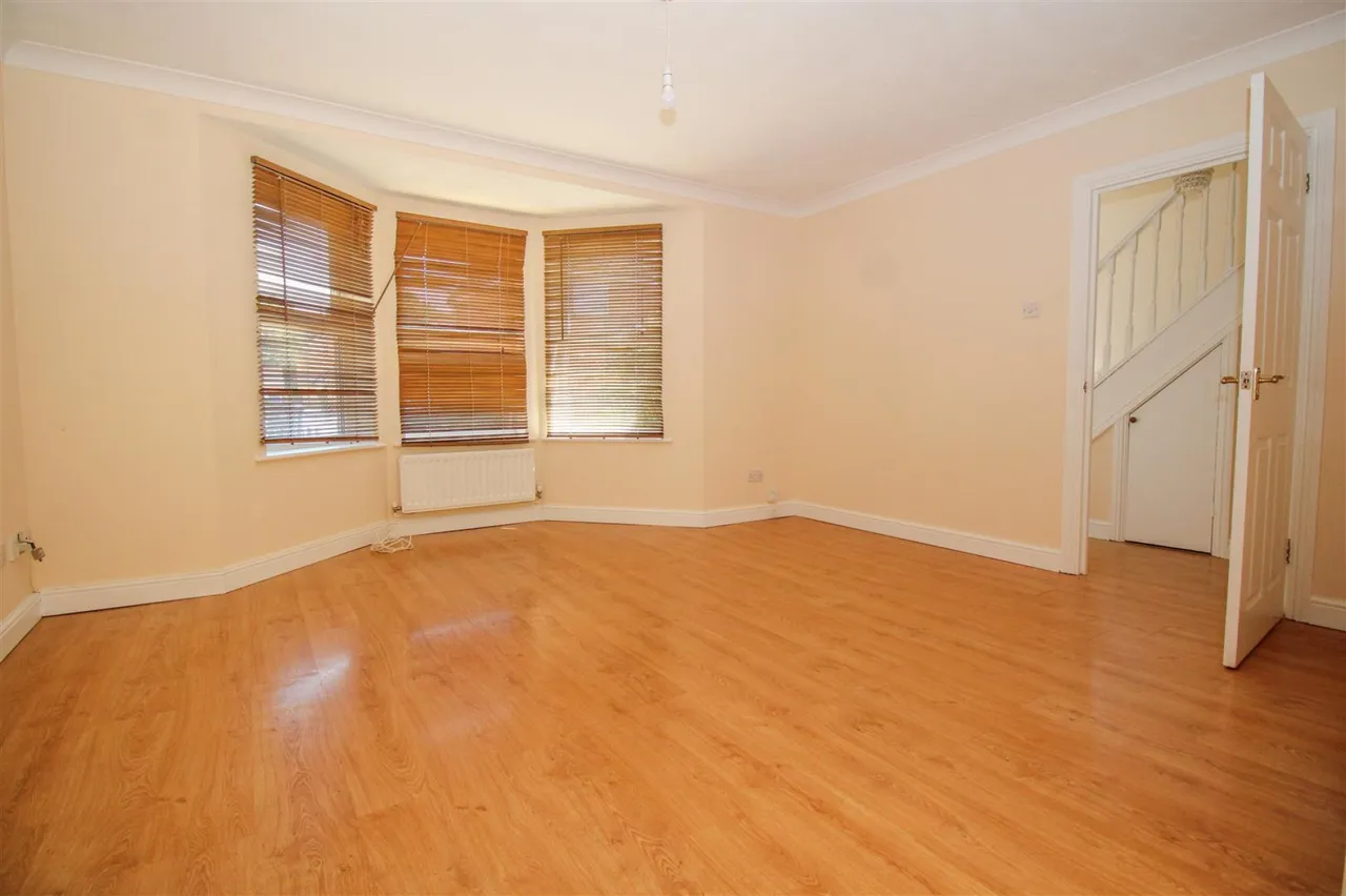Chelsea Gardens, Church Langley, CM17, photo 5