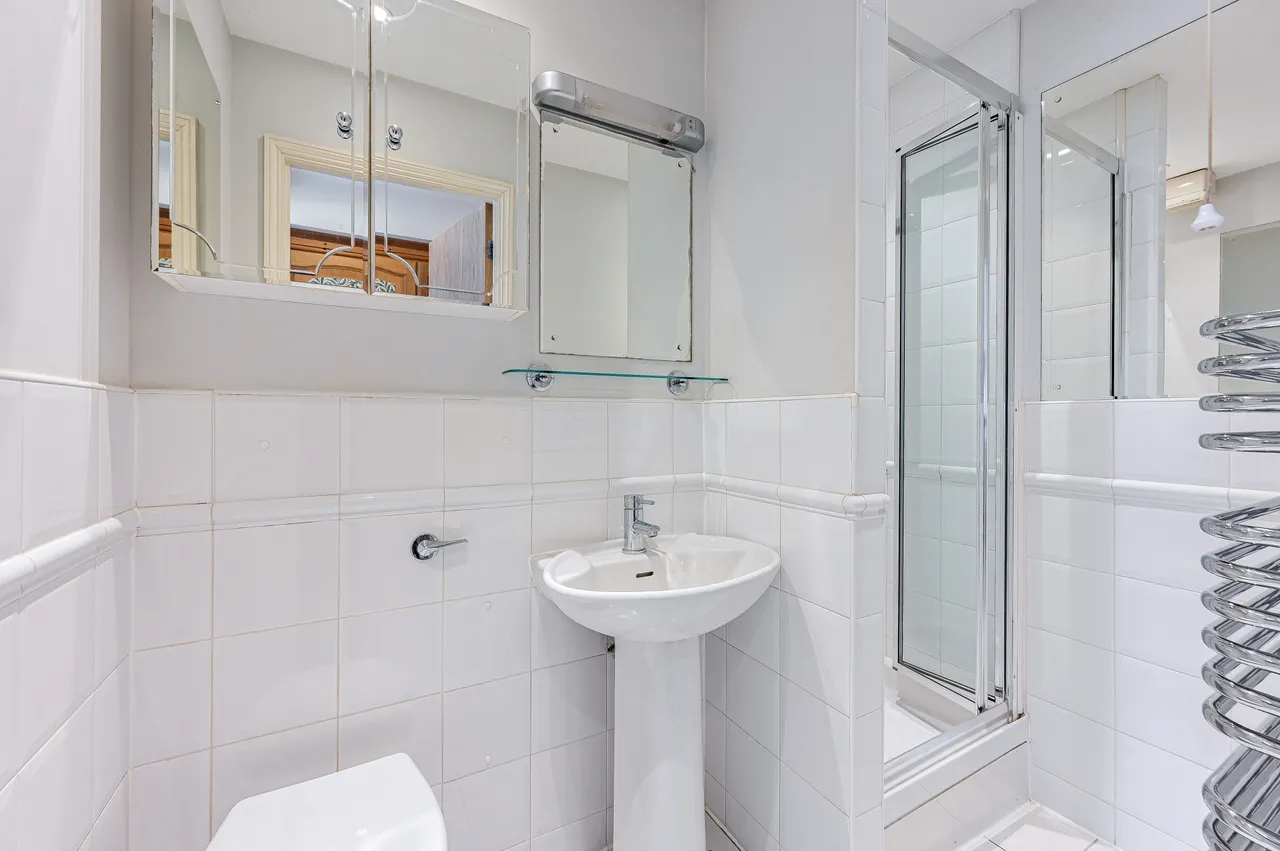 27 Greenfell Mansions, Glaisher Street, London, photo 9
