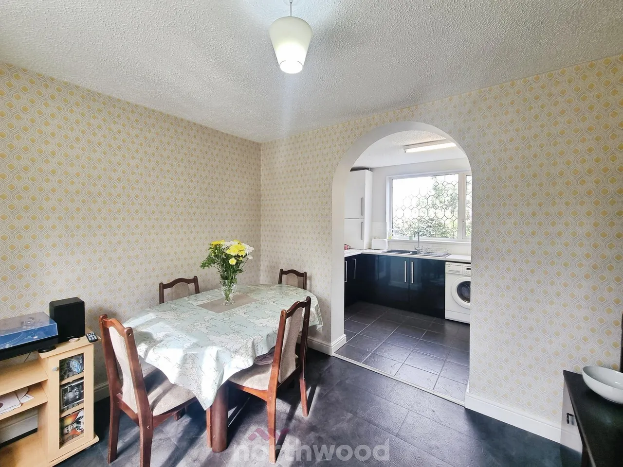Broomhouse Lane, Edlington, DN12, photo 6