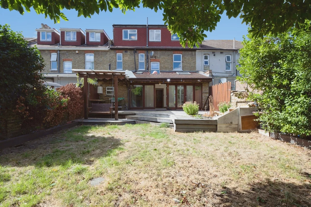 Aberdour Road, Ilford, IG3, photo 16