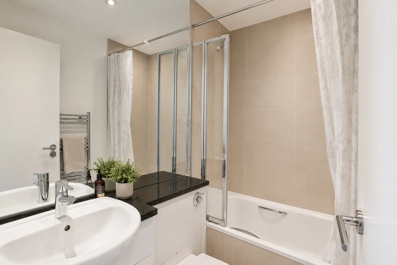 Sloane Avenue, SW3, photo 3