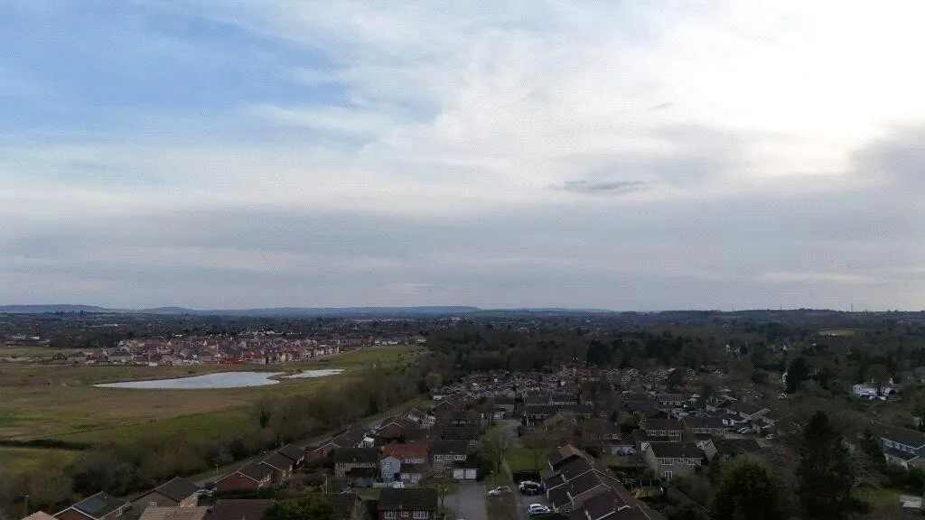 Isis Walk, Leighton Buzzard, Bedfordshire, LU7, photo 2