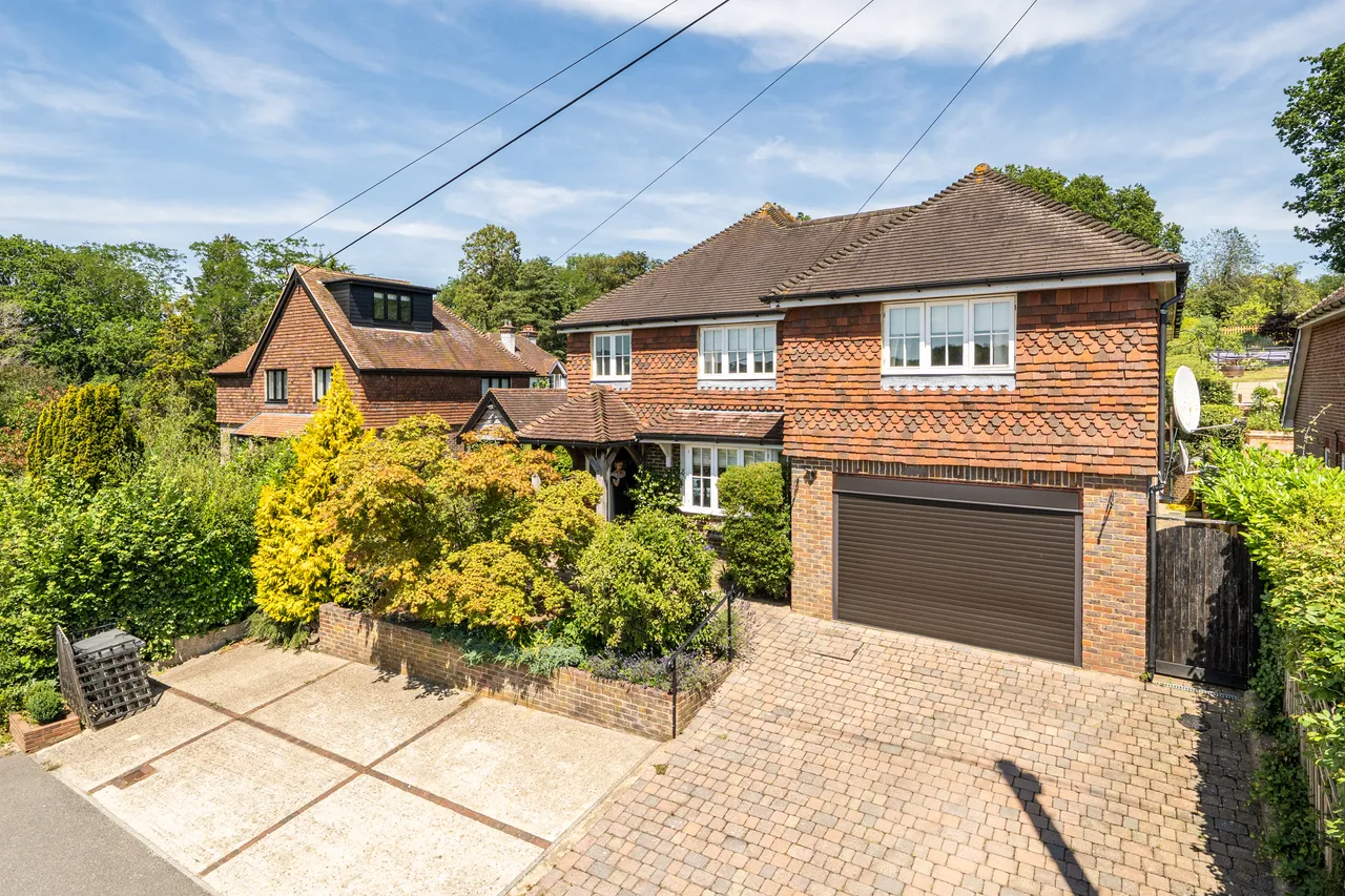 4 bed house for sale, Roselands Avenue, Mayfield, TN20