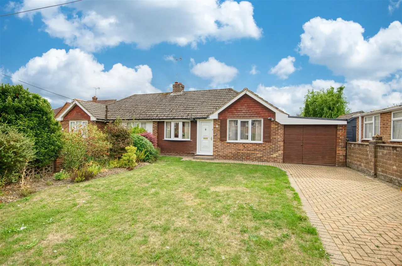 2 bed house for sale — Granada Road, Hedge End, Southampton, SO30 4AL