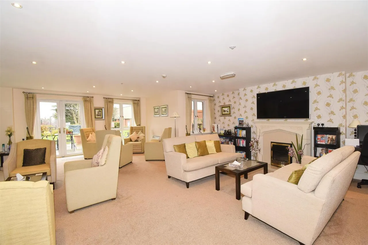 Sandhurst Street, Oadby, LE2, photo 8