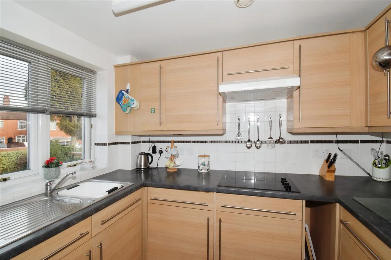 Sandhurst Street, Oadby, LE2, photo 4