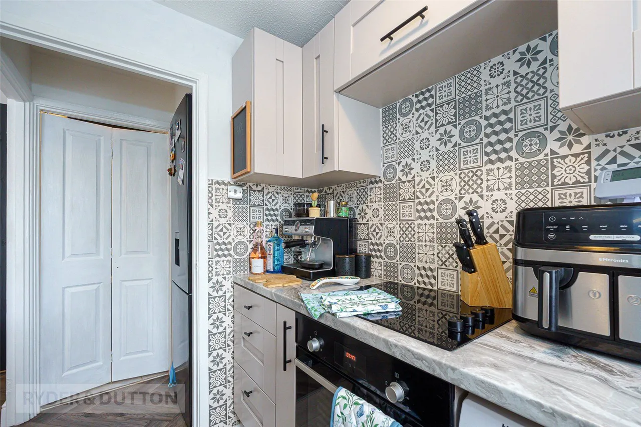 Nursery Lane, Halifax, HX3, photo 7