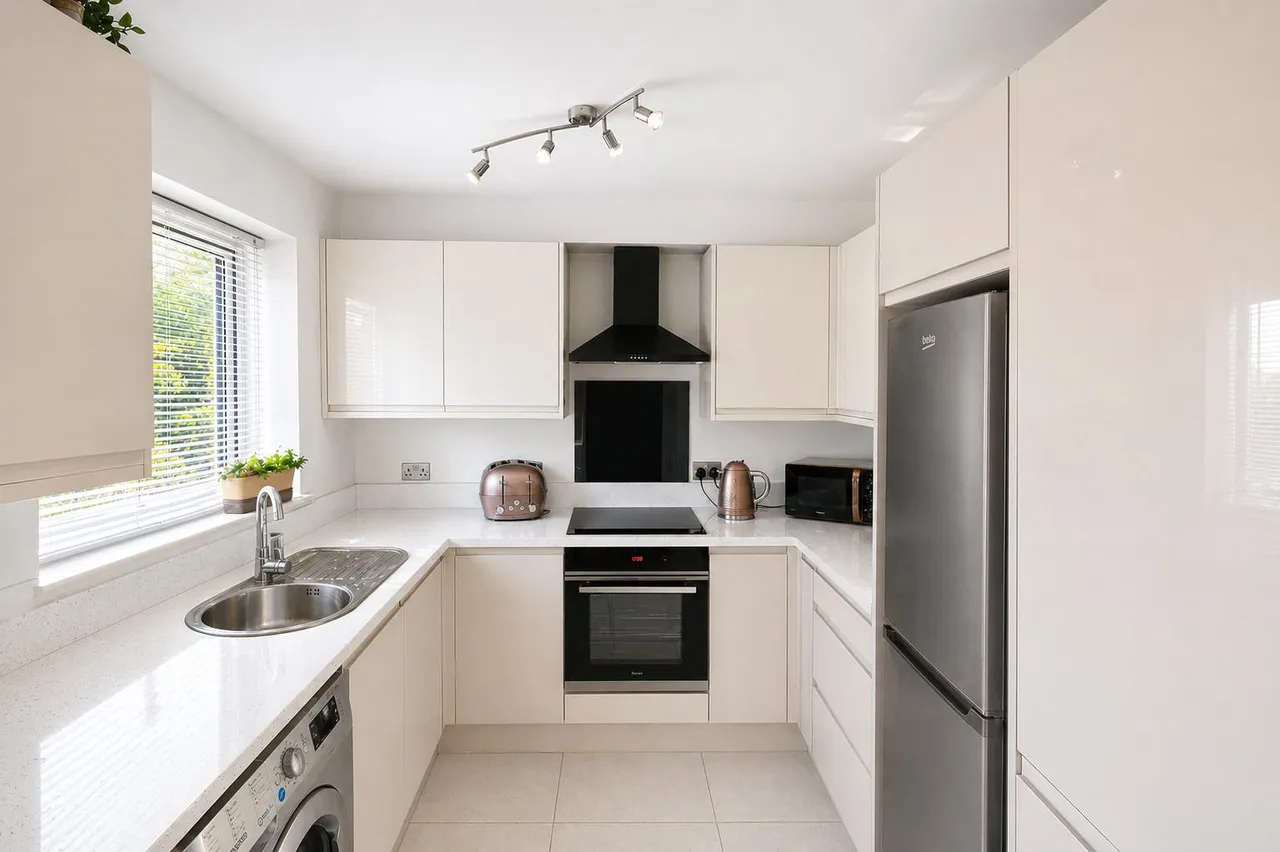 Clyfton Close, Broxbourne, EN10, photo 3
