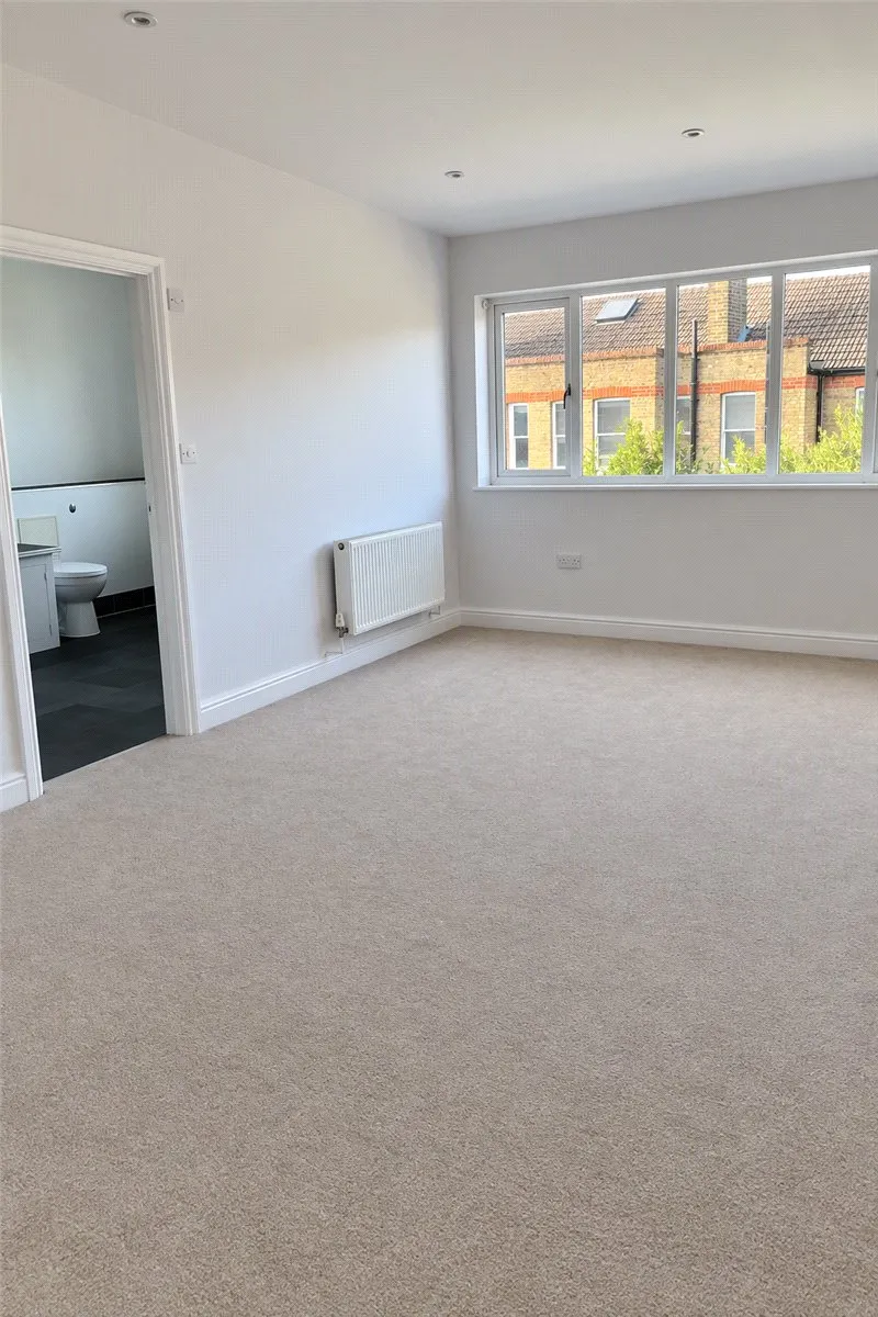 Clavering Avenue, London, SW13, photo 12