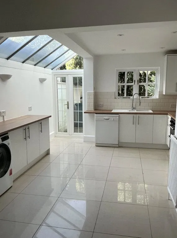 Clavering Avenue, London, SW13, photo 25