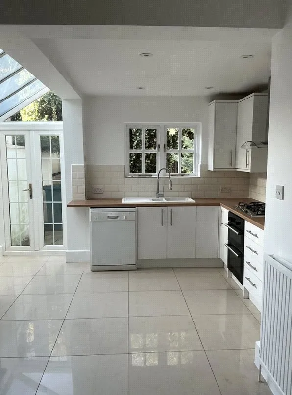 Clavering Avenue, London, SW13, photo 23