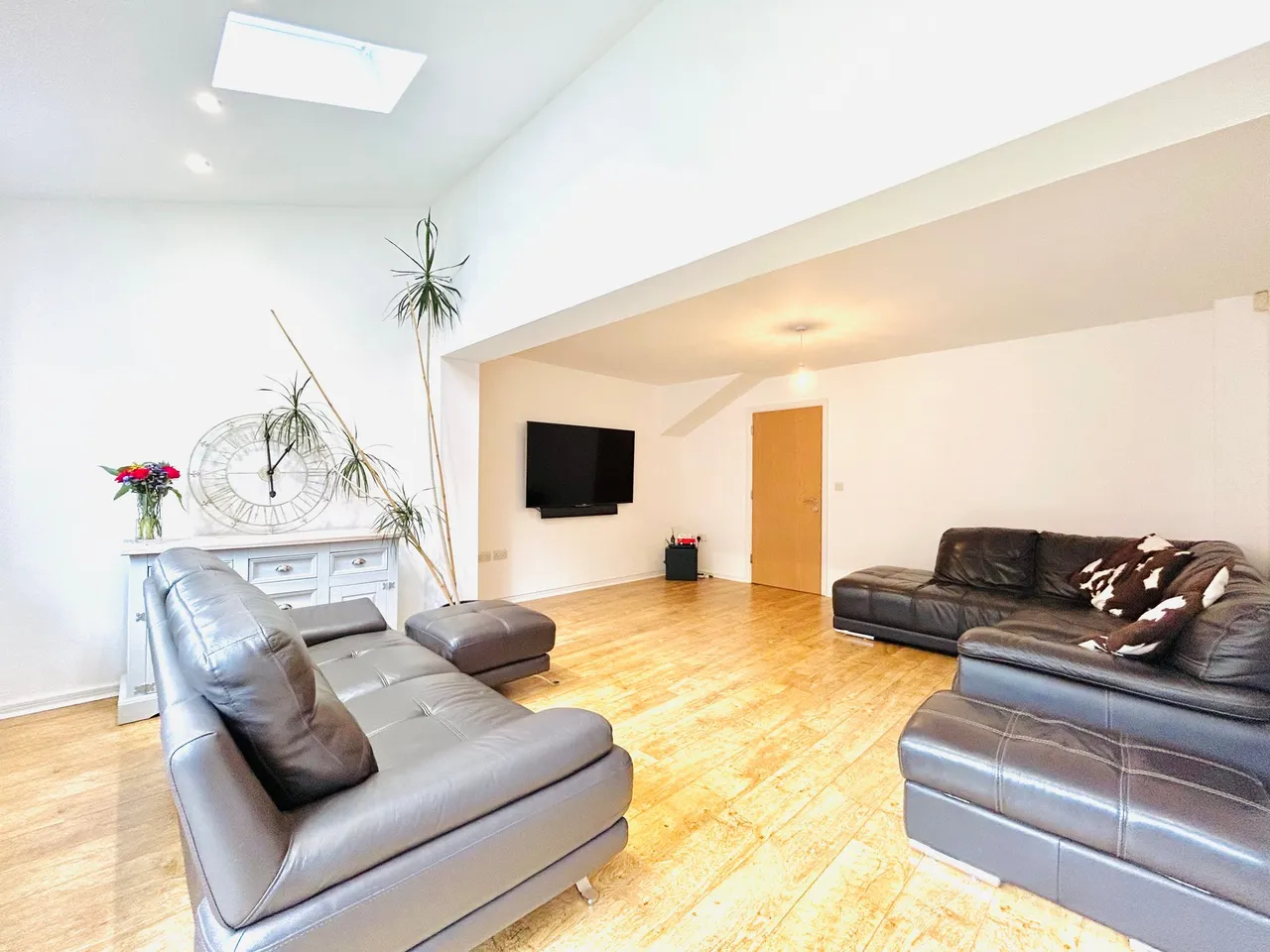 Chaise Meadow, Lymm, photo 7