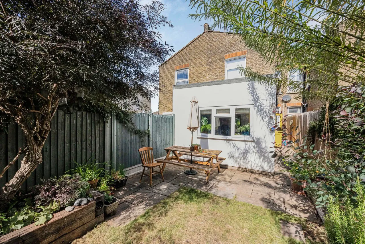 Hainault Road, Leytonstone, E11, photo 12