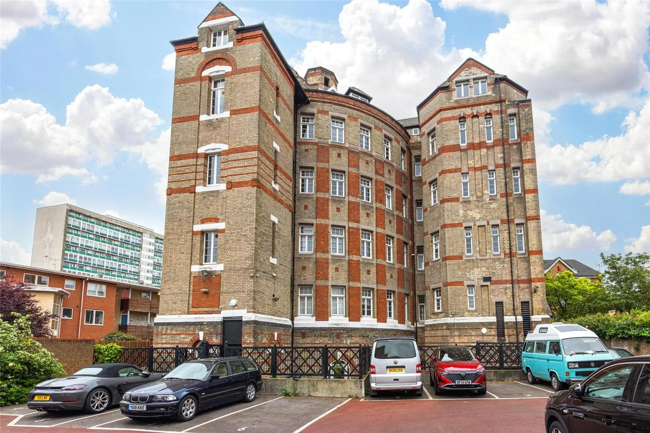 Gables Close, London, SE5, photo 8