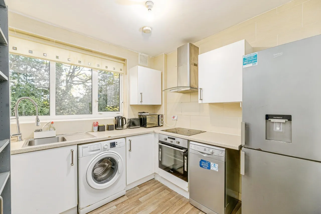 Richmond Close, Birmingham, B20, photo 15