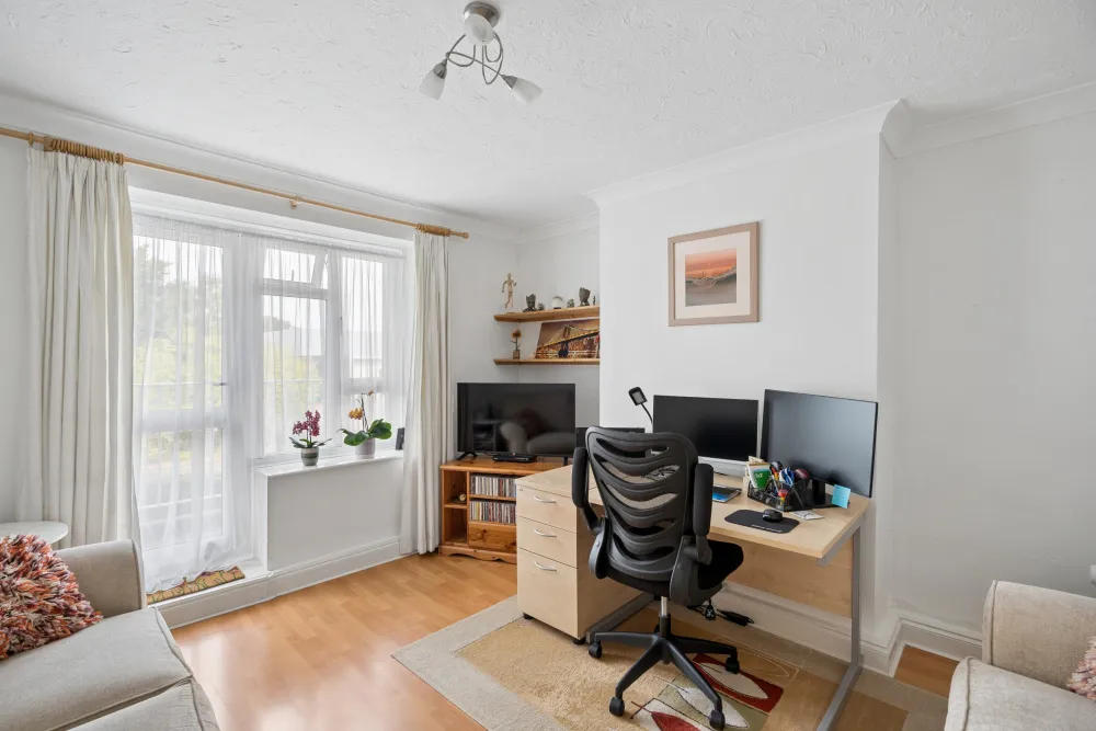 Otley Way, Watford, WD19, photo 2