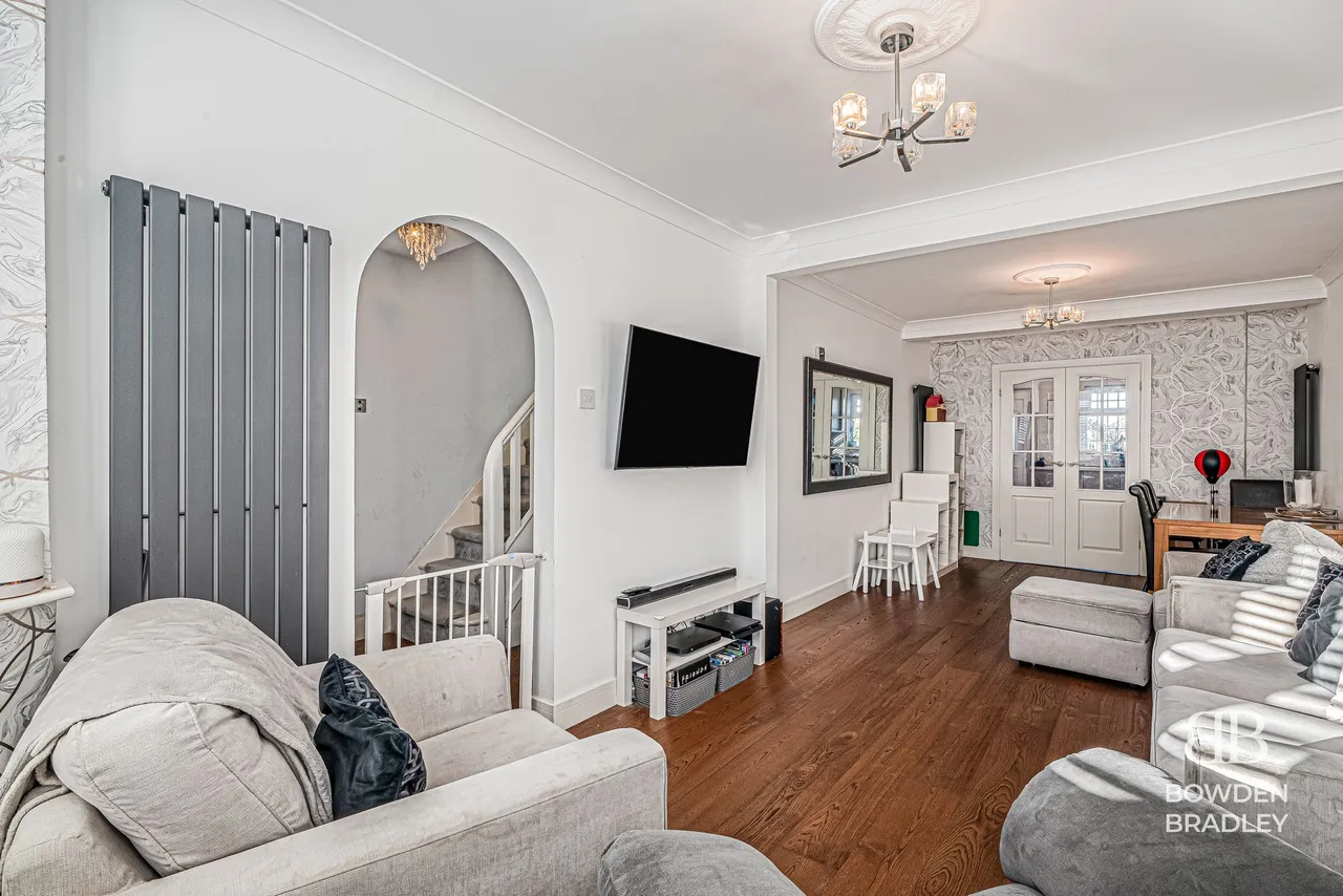 Caterham Avenue, Clayhall, IG5, photo 4