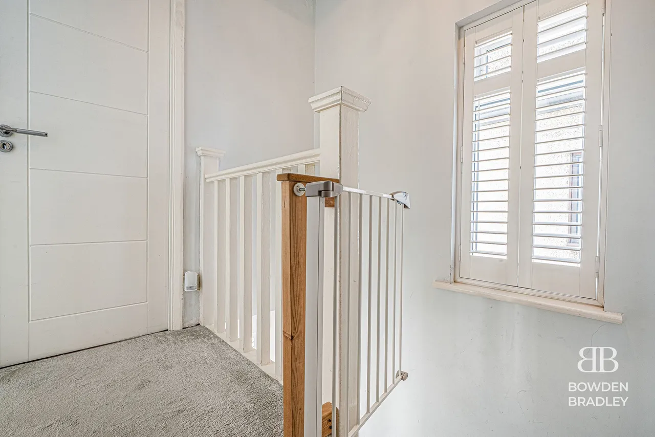 Caterham Avenue, Clayhall, IG5, photo 12
