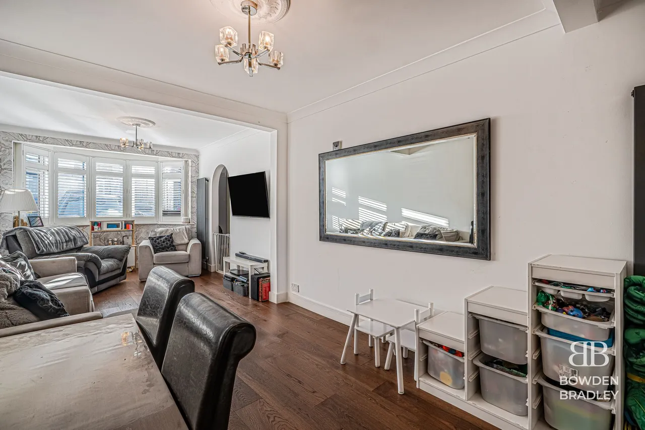 Caterham Avenue, Clayhall, IG5, photo 6