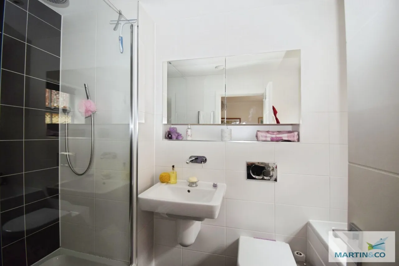 Armstrong Drive, Diglis, WR1, photo 9