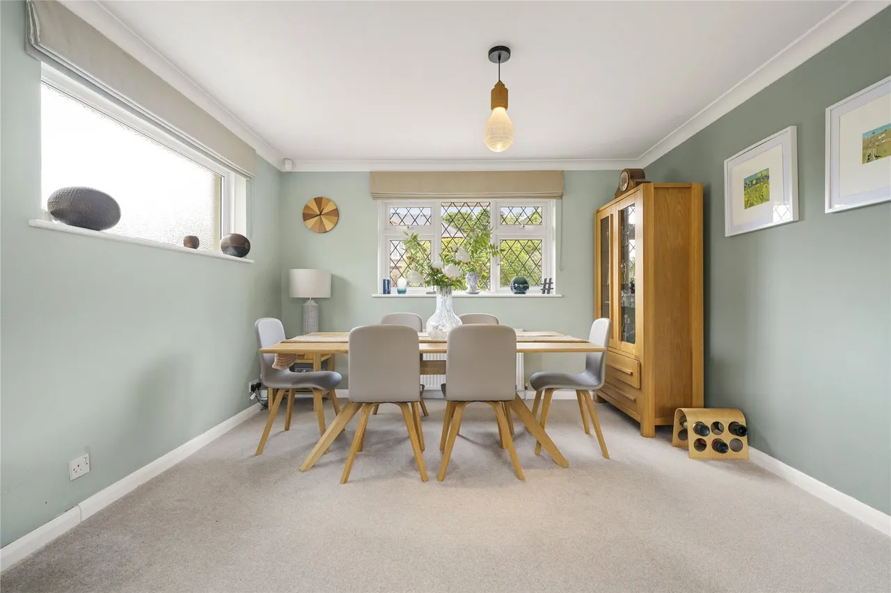 Heath Ridge Green, Cobham, Surrey, KT11, photo 5