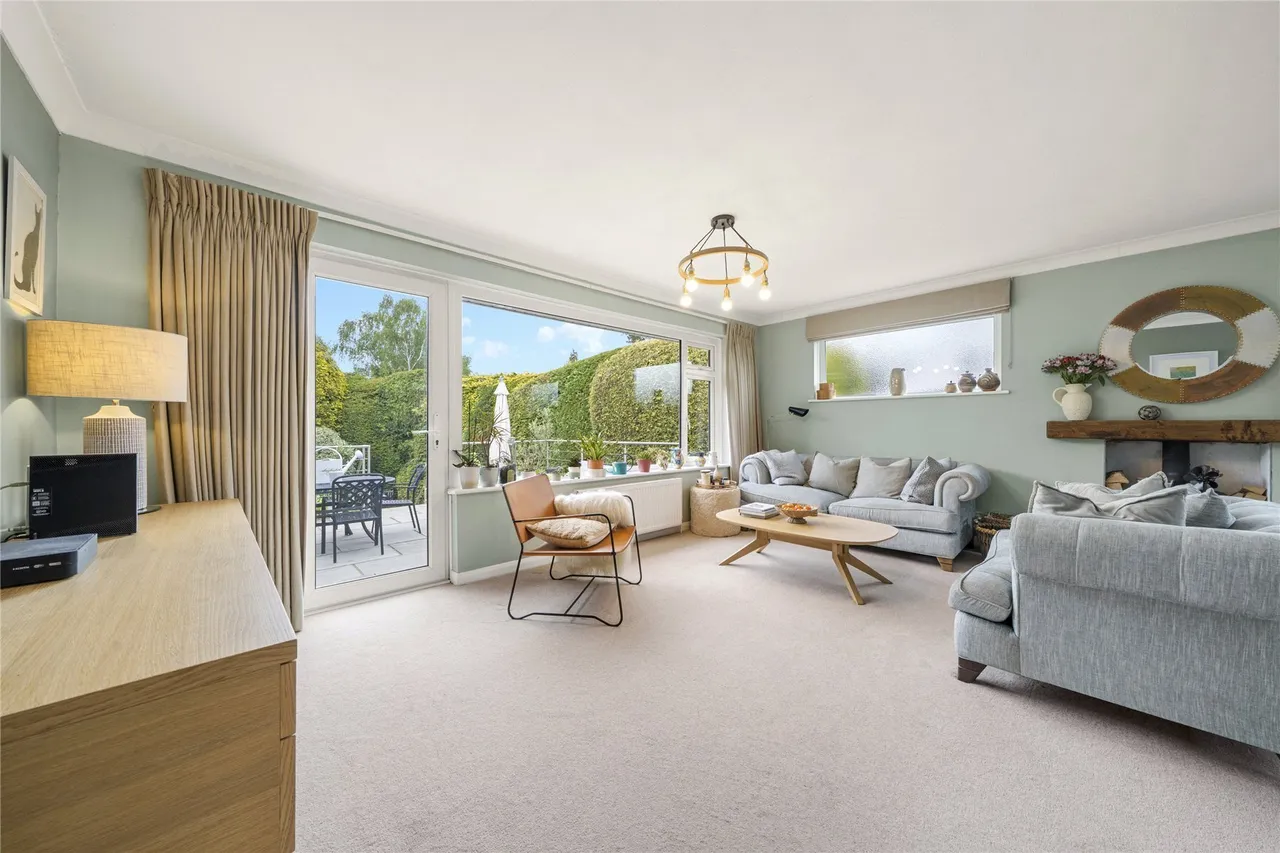 Heath Ridge Green, Cobham, Surrey, KT11, photo 3