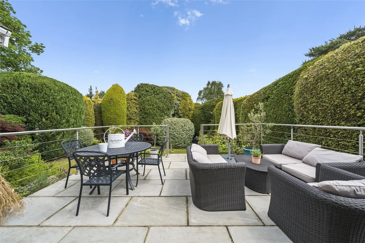 Heath Ridge Green, Cobham, Surrey, KT11, photo 7