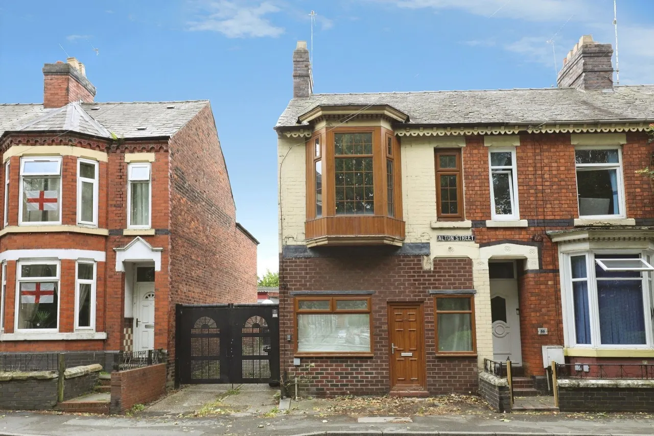 3 bed house for sale — Alton Street, CREWE, Cheshire, CW2