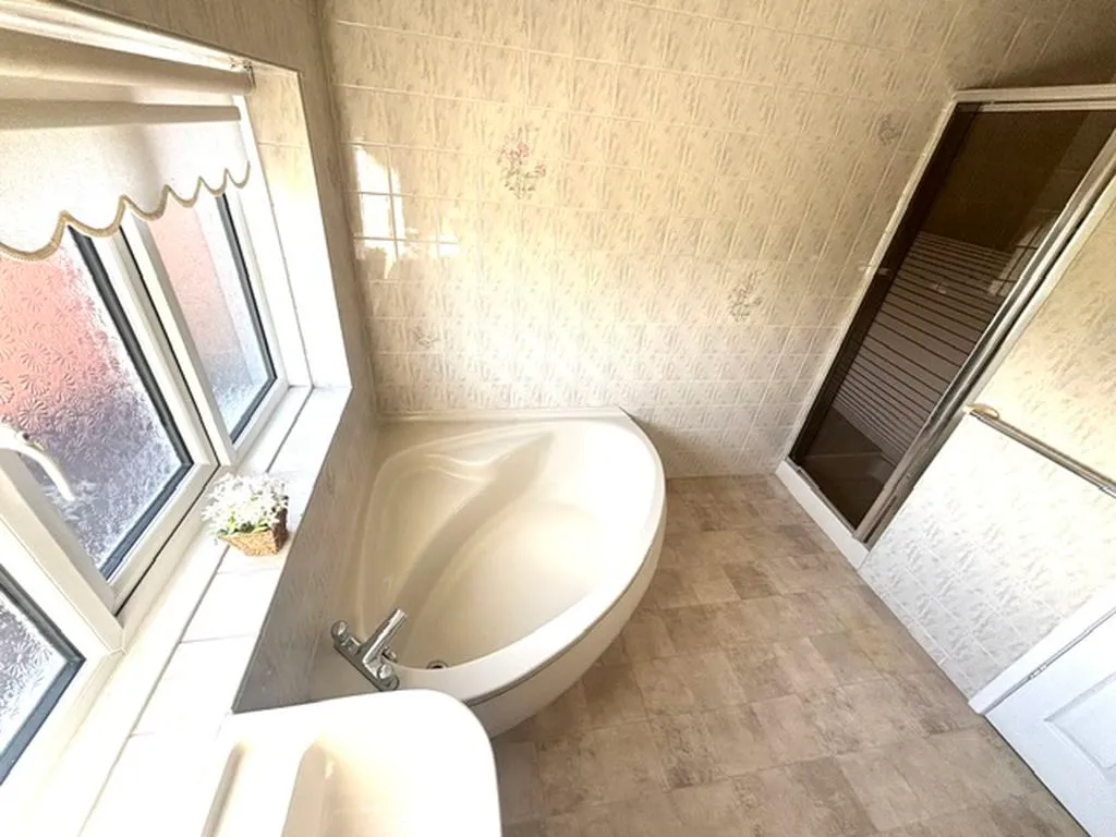 Kinross Crescent, Great Barr, B43, photo 16