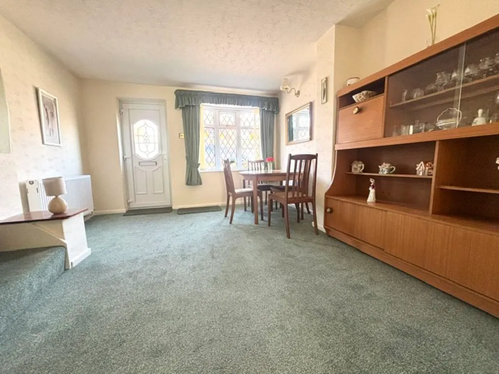Kinross Crescent, Great Barr, B43, photo 9