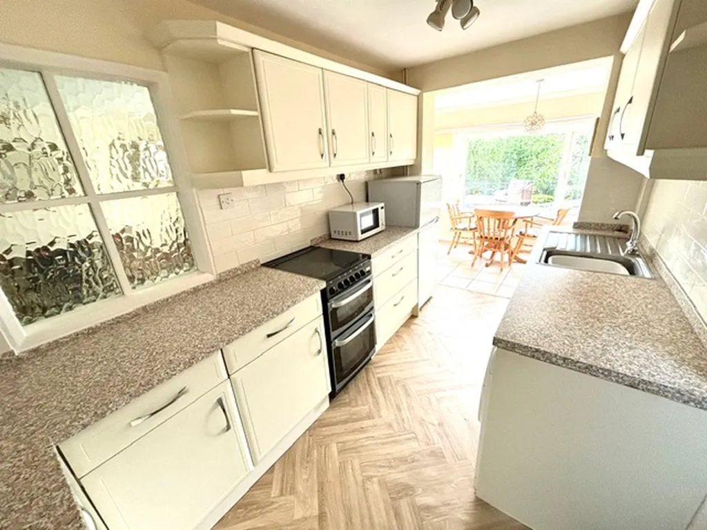 Kinross Crescent, Great Barr, B43, photo 7