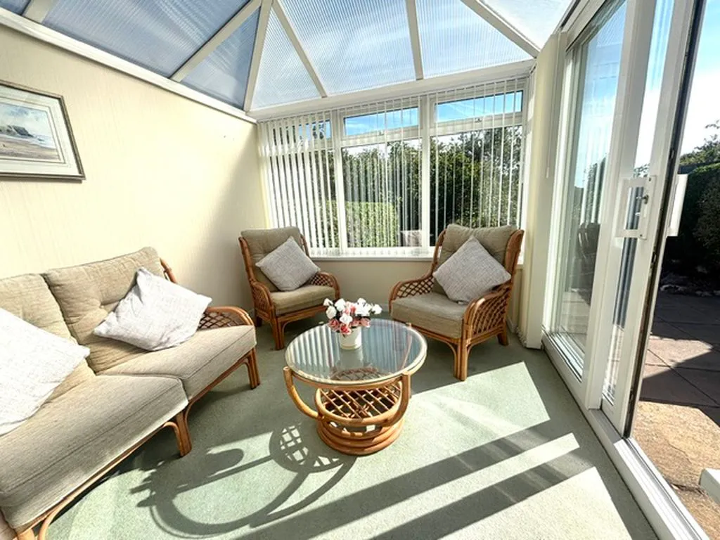 Kinross Crescent, Great Barr, B43, photo 8