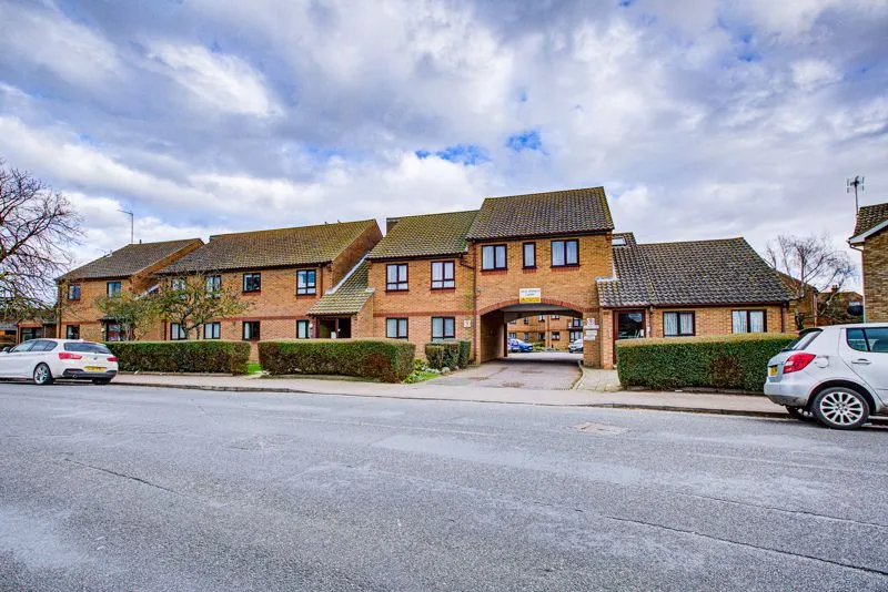 Wash Lane, Clacton-On-Sea CO15 1EJ, photo 5