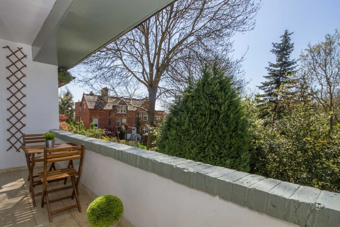 Glendale Drive, SW19, photo 6