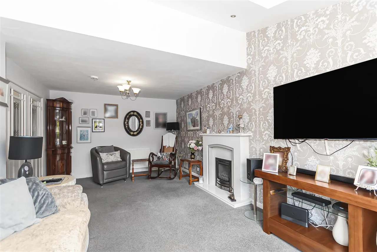 Quarlton Drive, Hawkshaw, Bury, BL8 4JY, photo 24