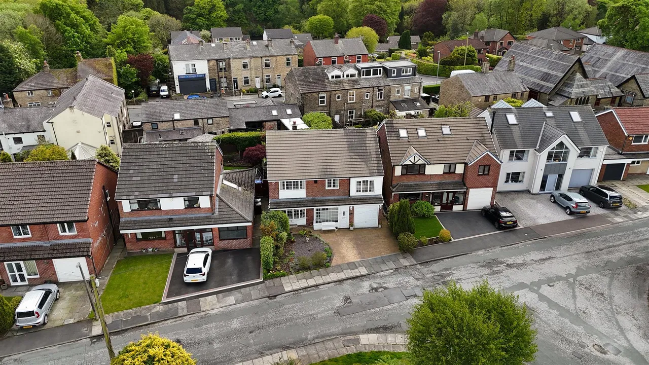 Quarlton Drive, Hawkshaw, Bury, BL8 4JY, photo 64