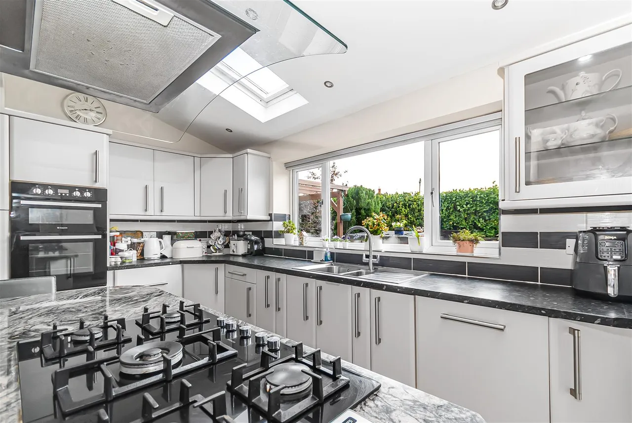 Quarlton Drive, Hawkshaw, Bury, BL8 4JY, photo 18