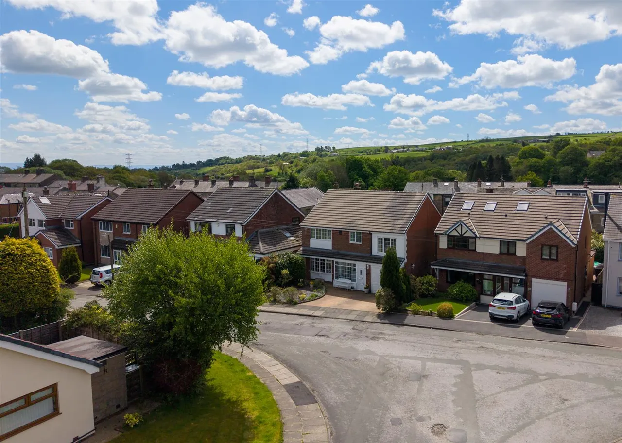 Quarlton Drive, Hawkshaw, Bury, BL8 4JY, photo 62